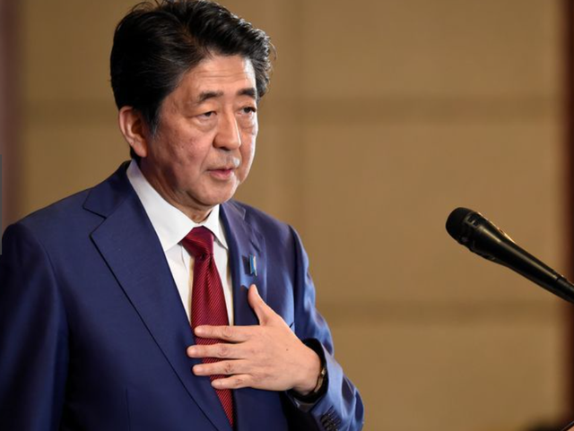 日本政要收入曝光 首相安倍在各党首中收入最高